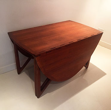 Kurt Ostervig Table