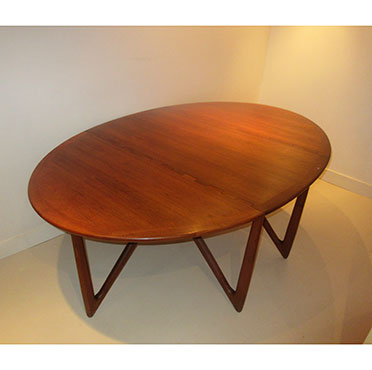 Kurt Ostervig Table